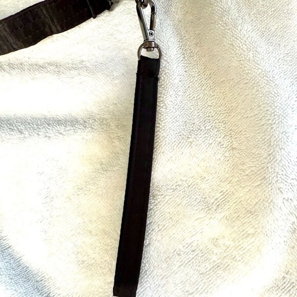 Lug Dazzle Crossbody Bag - Black - EUC - Picture 15 of 15